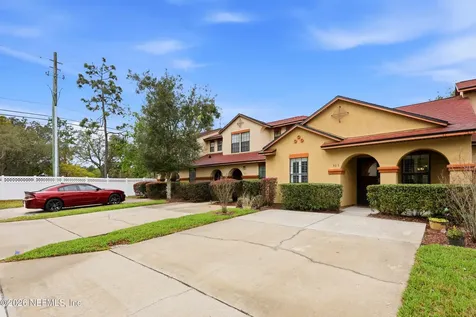 305 Redwood Lane St. Johns FL 32259