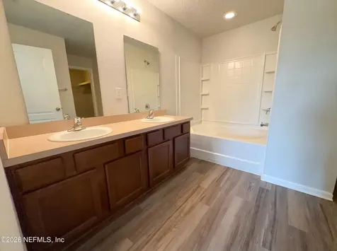 3851 Falcon Crest Drive Green Cove Springs FL 32043