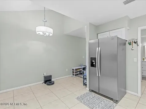 3927 Meadowview Drive N Jacksonville FL 32225