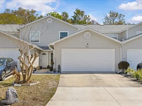 3927 Meadowview Drive N Jacksonville FL 32225