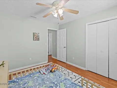 3927 Meadowview Drive N Jacksonville FL 32225