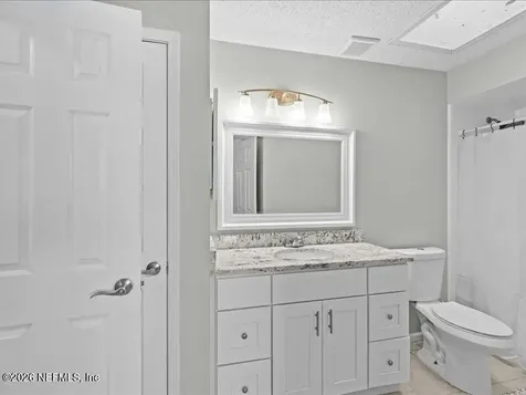 3927 Meadowview Drive N Jacksonville FL 32225