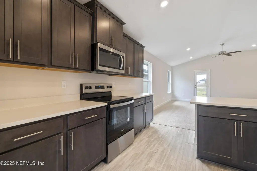 3350 Meadow Ridge Place Green Cove Springs FL 32043