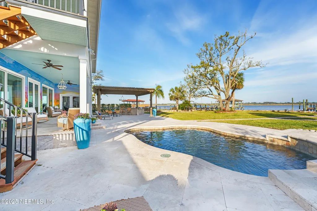 4235 Stacey Road E Jacksonville FL 32250