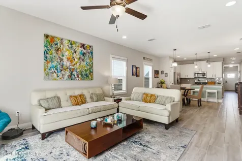 402 11th Avenue S Jacksonville Beach FL 32250