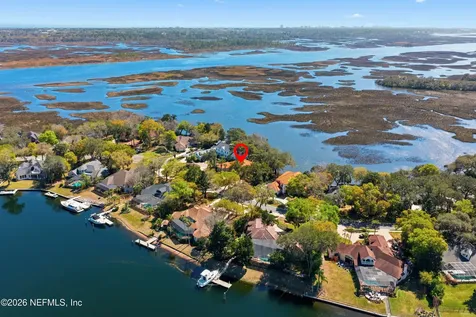 1049 Shipwatch Drive E Jacksonville FL 32225