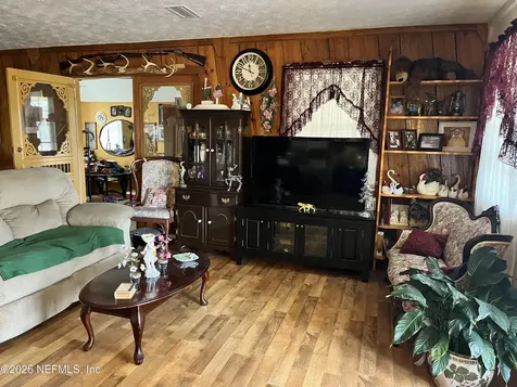 5608 W County Road 240 Lake Butler FL 32054