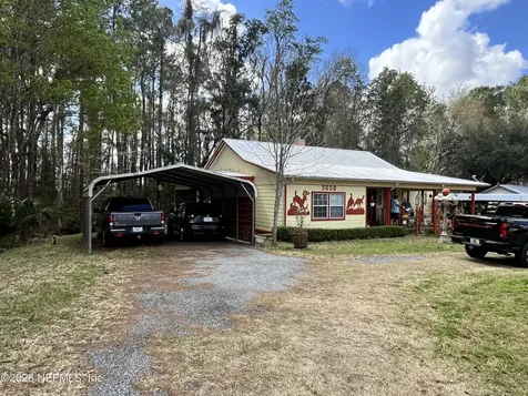 5608 W County Road 240 Lake Butler FL 32054