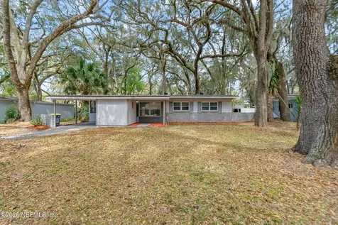 5501 Keystone Drive S Jacksonville FL 32207