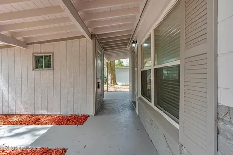 5501 Keystone Drive S Jacksonville FL 32207