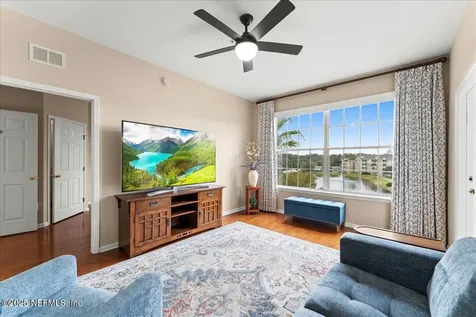 7801 Point Meadows Drive Jacksonville FL 32256