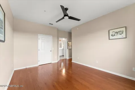 7801 Point Meadows Drive Jacksonville FL 32256