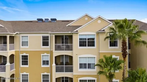 7801 Point Meadows Drive Jacksonville FL 32256