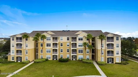 7801 Point Meadows Drive Jacksonville FL 32256