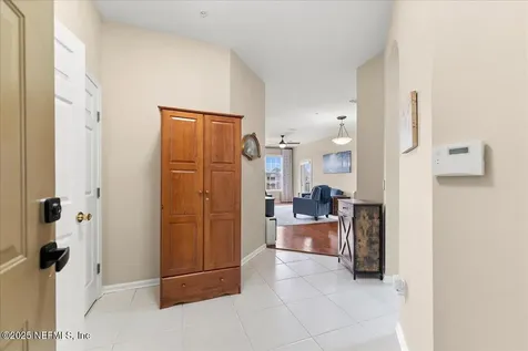 7801 Point Meadows Drive Jacksonville FL 32256