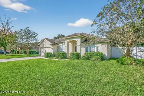 620 Martin Lakes Drive E Jacksonville FL 32220