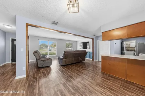 8729 Pinon Drive Jacksonville FL 32221