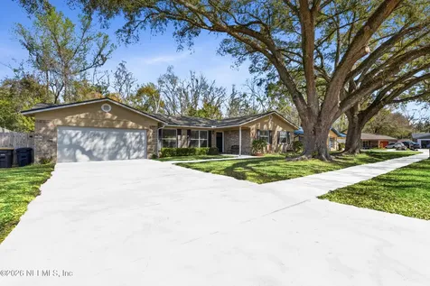 8729 Pinon Drive Jacksonville FL 32221