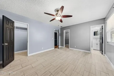 8729 Pinon Drive Jacksonville FL 32221