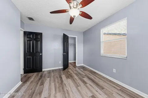 8729 Pinon Drive Jacksonville FL 32221