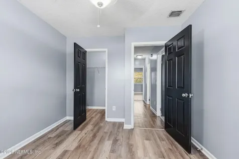 8729 Pinon Drive Jacksonville FL 32221