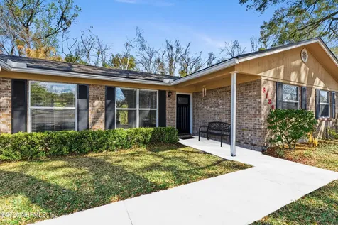 8729 Pinon Drive Jacksonville FL 32221