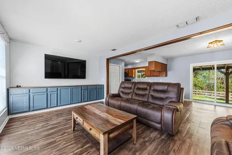 8729 Pinon Drive Jacksonville FL 32221