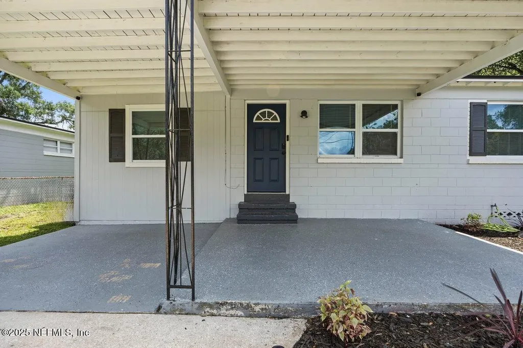 6584 Larne Avenue Jacksonville FL 32244