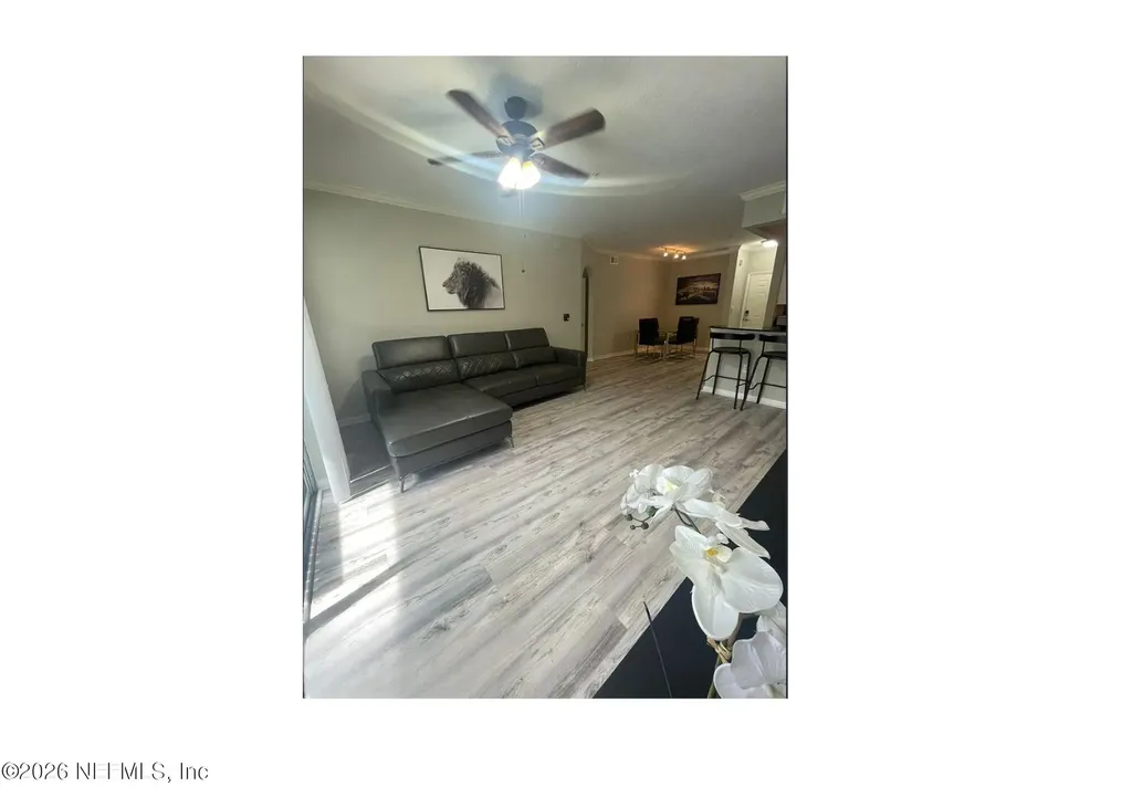 8539 W Gate Prwy Jacksonville FL 32216