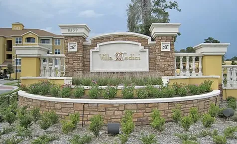 8539 W Gate Prwy Jacksonville FL 32216