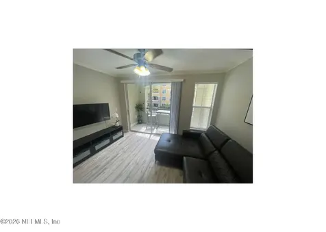 8539 W Gate Prwy Jacksonville FL 32216