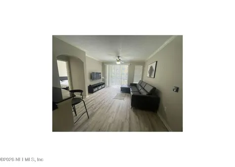 8539 W Gate Prwy Jacksonville FL 32216