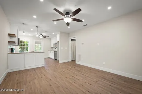5112 Sharon Terrace Jacksonville FL 32207