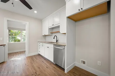 5112 Sharon Terrace Jacksonville FL 32207