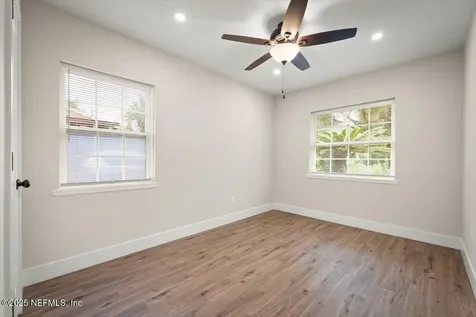 5112 Sharon Terrace Jacksonville FL 32207