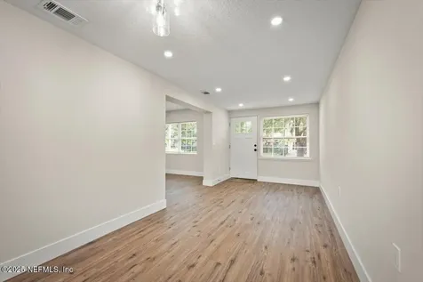 5112 Sharon Terrace Jacksonville FL 32207