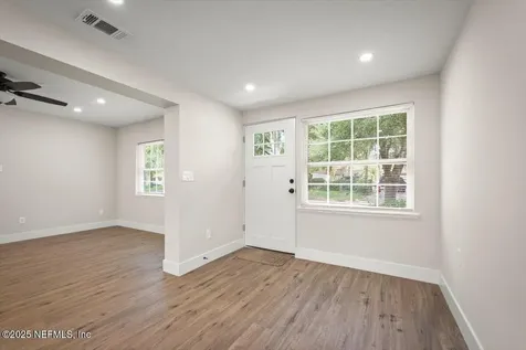 5112 Sharon Terrace Jacksonville FL 32207