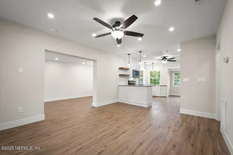 5112 Sharon Terrace Jacksonville FL 32207