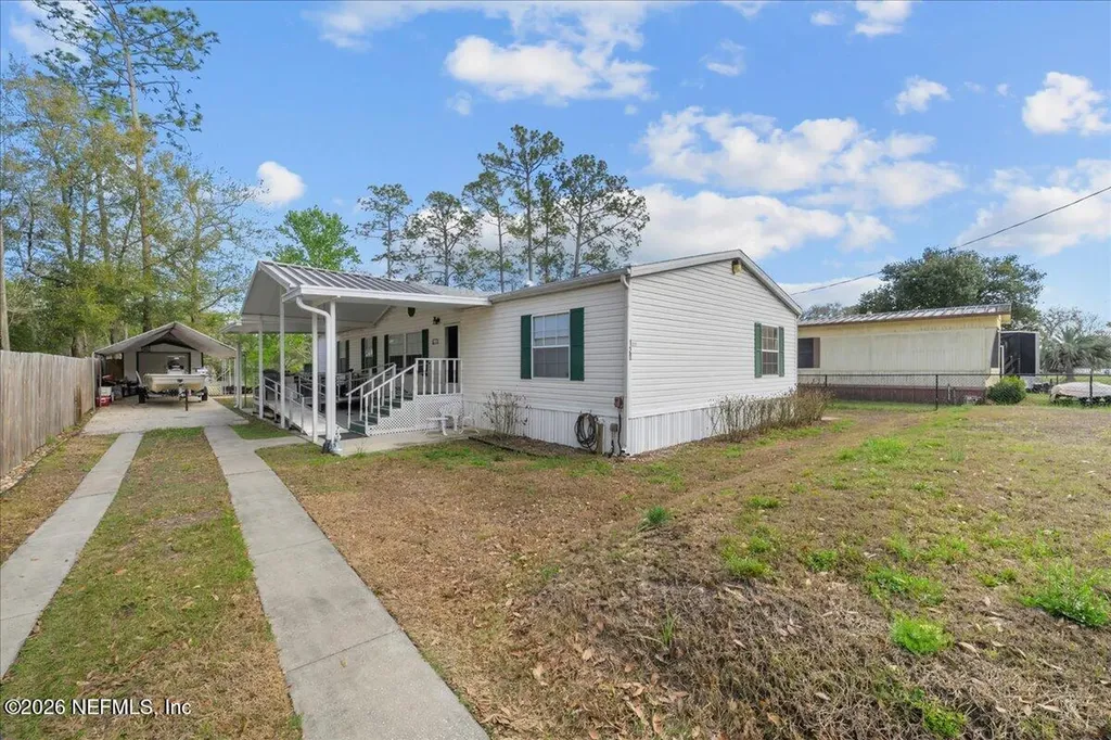 120 Waterway Avenue Satsuma FL 32189