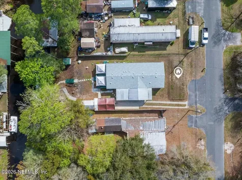 120 Waterway Avenue Satsuma FL 32189