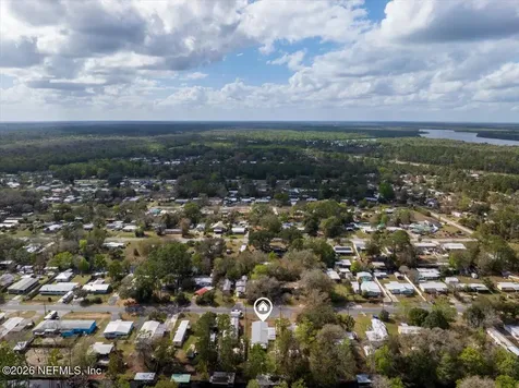 120 Waterway Avenue Satsuma FL 32189