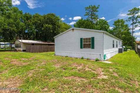 120 Waterway Avenue Satsuma FL 32189