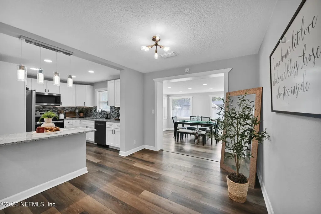 6542 Wilson Boulevard Jacksonville FL 32210