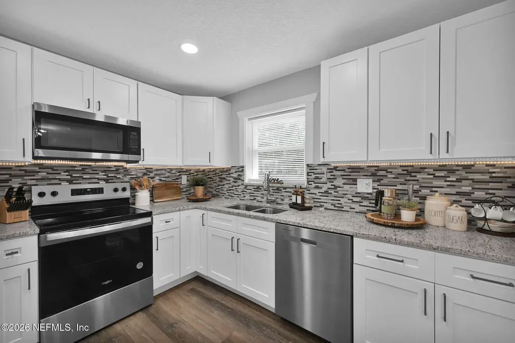 6542 Wilson Boulevard Jacksonville FL 32210