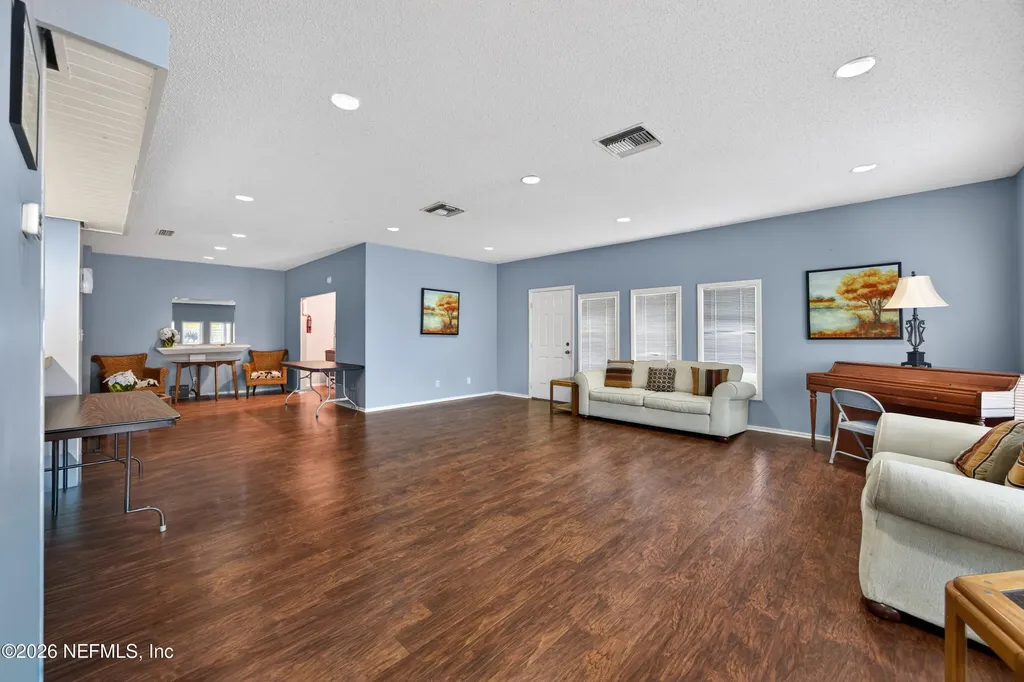 7936 Los Robles Court Jacksonville FL 32256