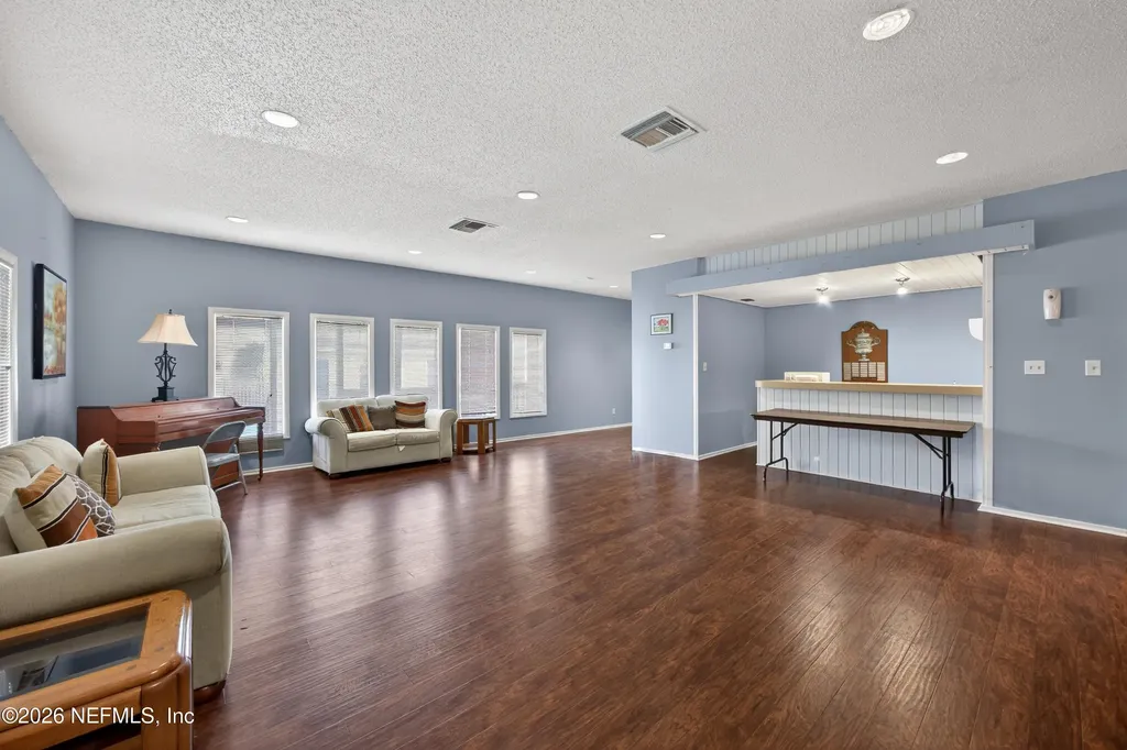 7936 Los Robles Court Jacksonville FL 32256