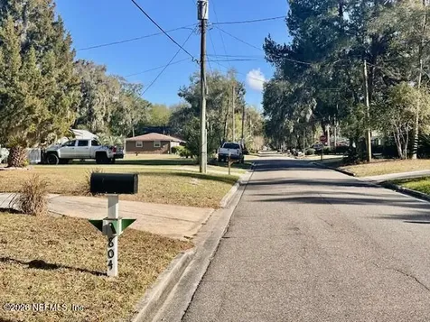 804 N Cypress Avenue Green Cove Springs FL 32043