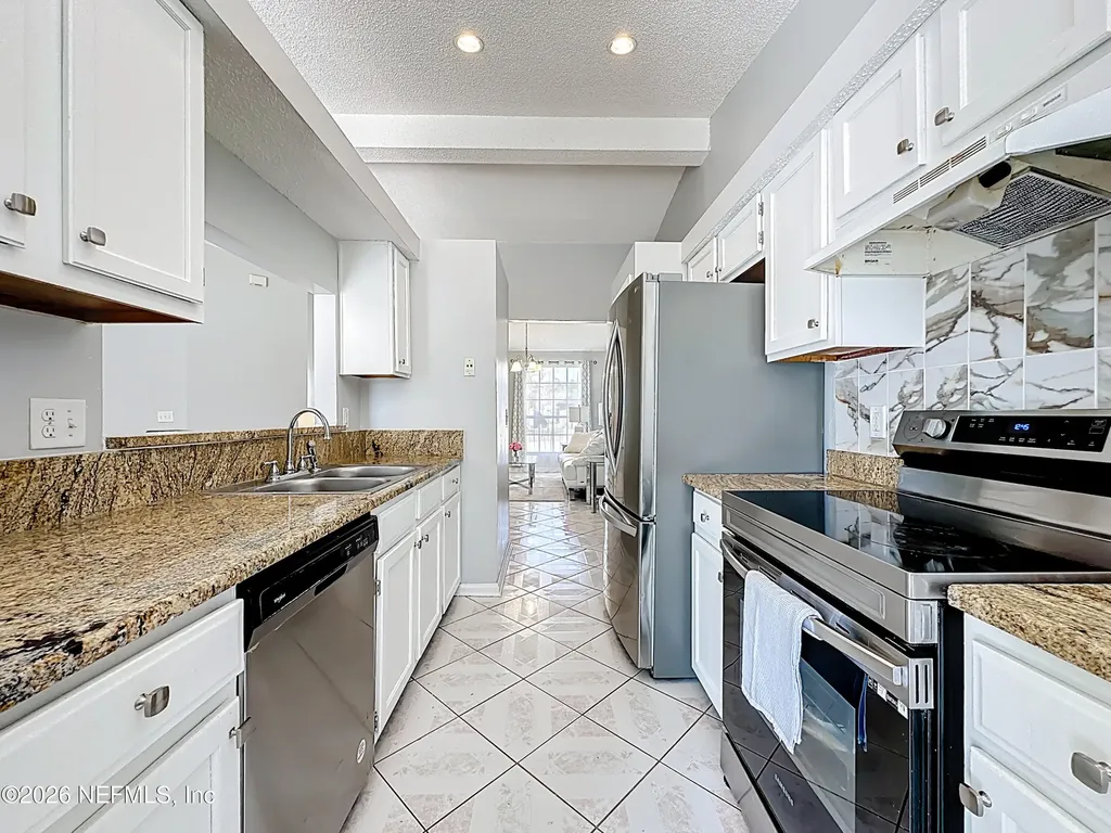 4980 Greenland Hideaway Drive S Jacksonville FL 32258