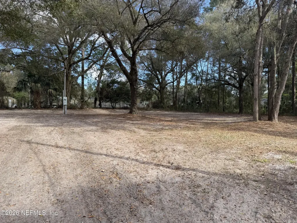 204 Rabbit Track Road Satsuma FL 32189