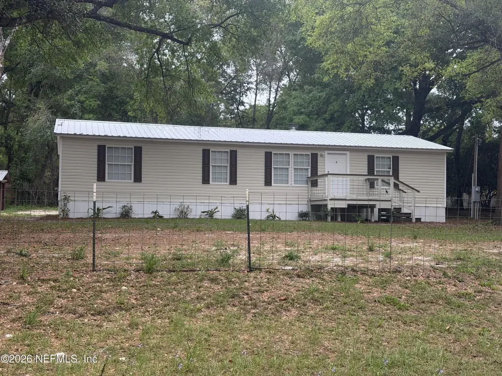 204 Rabbit Track Road Satsuma FL 32189